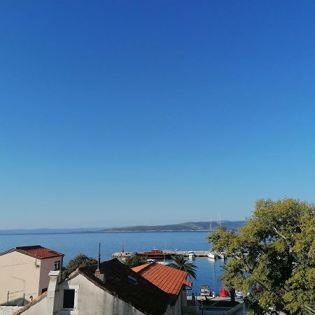 Apartments Melinda Baska Voda Luaran gambar