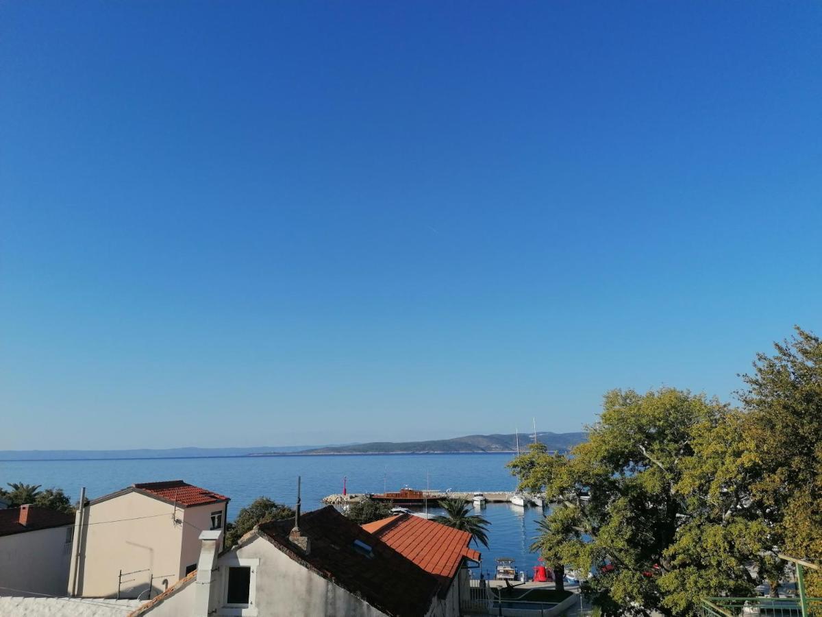 Apartments Melinda Baska Voda Luaran gambar